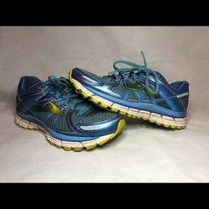 Brooks GTS 17 Running Shoes